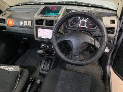 MITSUBISHI PAJERO MINI