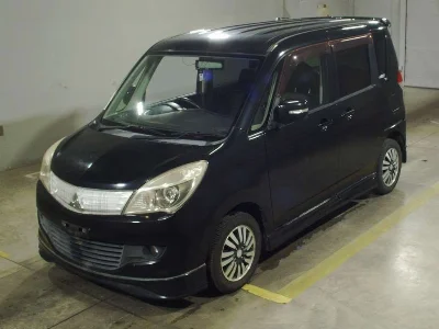 MITSUBISHI DELICA D2