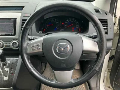 MAZDA MPV