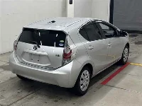 Цена авто Toyota Aqua с аукционов Японии, номер кузова NHP10, пробег 151 000, оценка 2