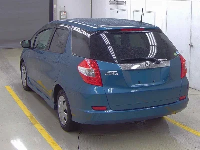 HONDA FIT SHUTTLE