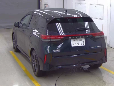 NISSAN AURA