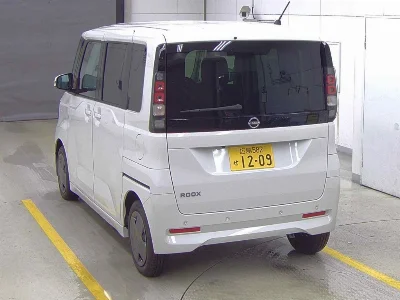 NISSAN ROOX