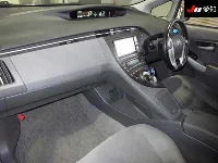 Цена авто Toyota Prius с аукционов Японии, номер кузова ZVW30, пробег 200 000, оценка 2