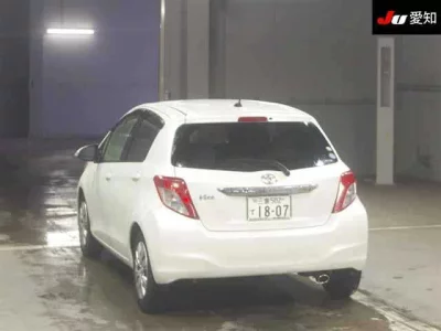 TOYOTA VITZ