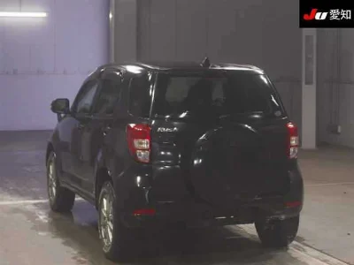 TOYOTA RUSH