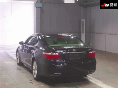 LEXUS LS