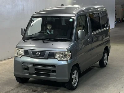 NISSAN CLIPPER VAN