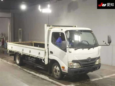TOYOTA DYNA