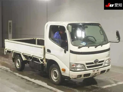 TOYOTA DYNA