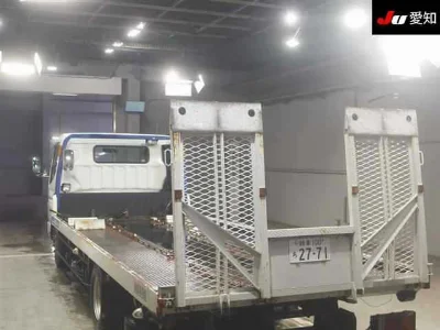MITSUBISHI CANTER