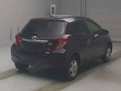 TOYOTA VITZ