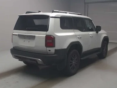 TOYOTA LAND CRUISER 250