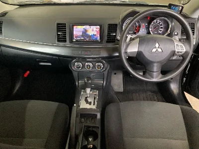 MITSUBISHI GALANT FORTIS SPORTBACK