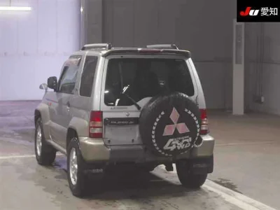 MITSUBISHI PAJERO JUNIOR