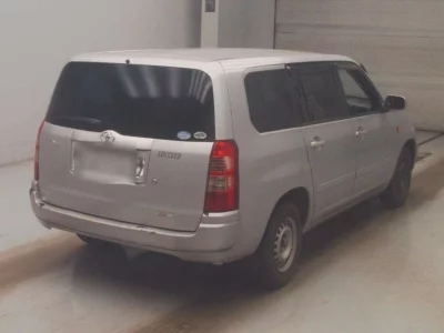 TOYOTA SUCCEED