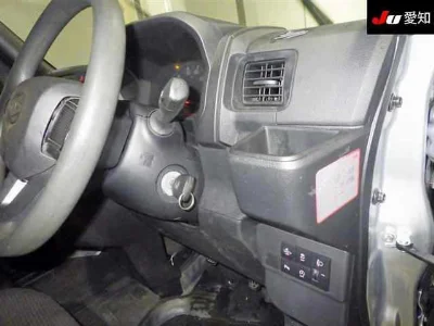 DAIHATSU ATRAI VAN