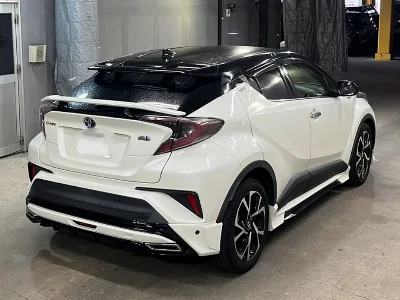TOYOTA C-HR
