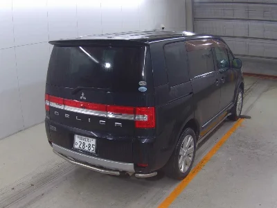 MITSUBISHI DELICA D5