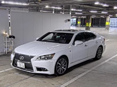 LEXUS LS
