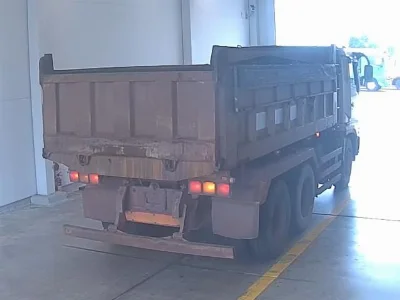 MITSUBISHI FUSO