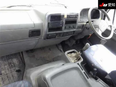MITSUBISHI FUSO