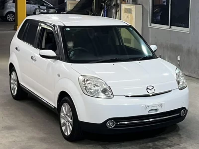 MAZDA VERISA