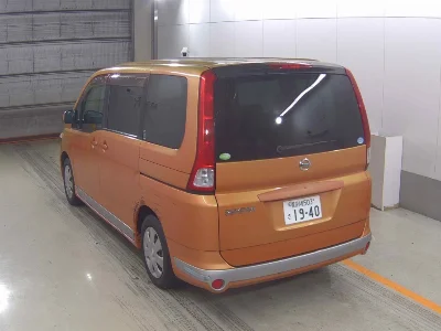 NISSAN SERENA