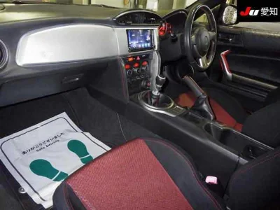 TOYOTA 86
