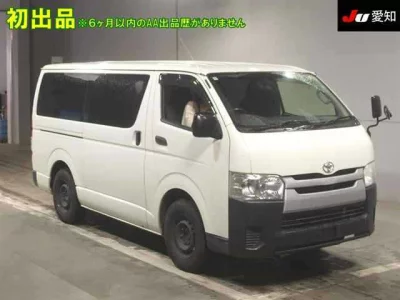 TOYOTA REGIUS VAN