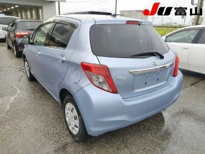 TOYOTA VITZ