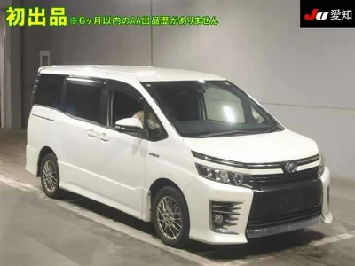 TOYOTA VOXY