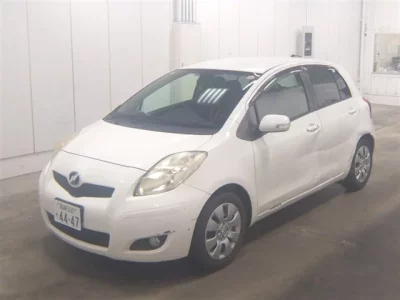 TOYOTA VITZ