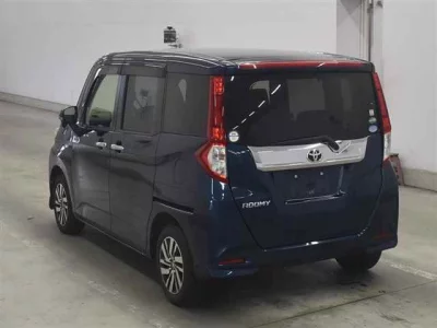 TOYOTA TANK