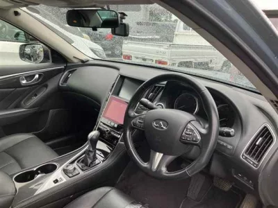 NISSAN SKYLINE