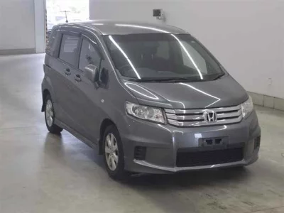 HONDA FREED SPIKE