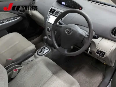 TOYOTA BELTA
