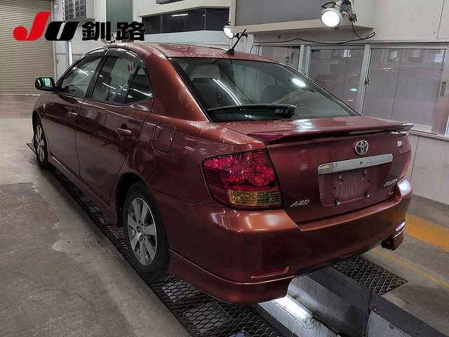 Toyota Allion  с аукциона в Японии