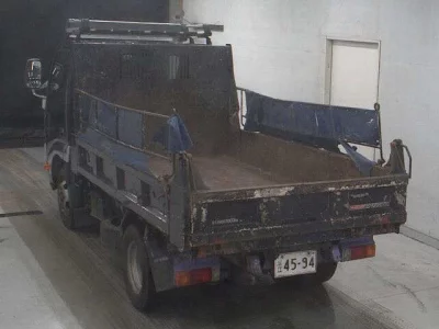 HINO DUTRO 2