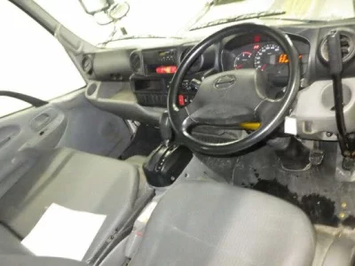 HINO DUTRO 3
