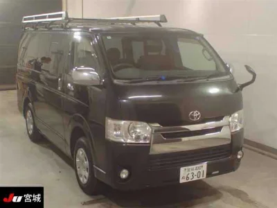 TOYOTA HIACE VAN