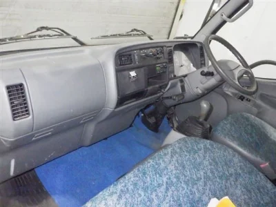 MITSUBISHI CANTER