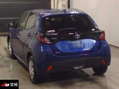 TOYOTA YARIS