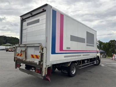 ISUZU FORWARD