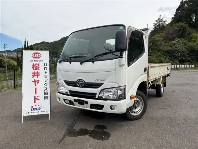TOYOTA DYNA