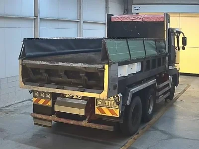 MITSUBISHI FUSO