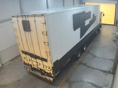 MITSUBISHI FUSO