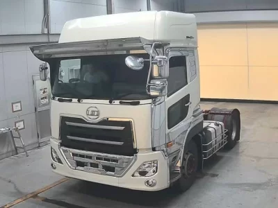NISSAN UD