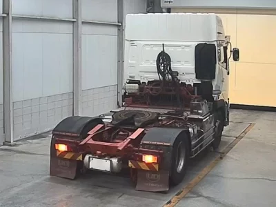 NISSAN UD