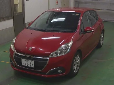 PEUGEOT 208